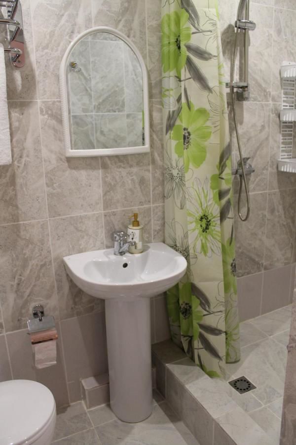 Гостевой дом Guest house Amra Сухум-10